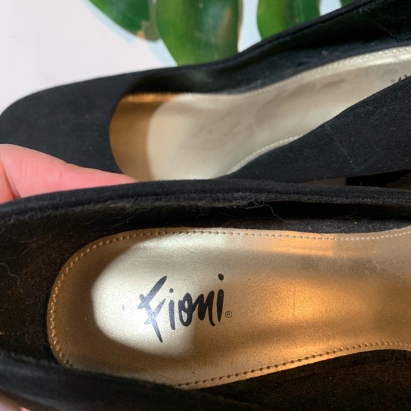 Fioni Black Suede Block Heels; 9 - Picture 4 of 6